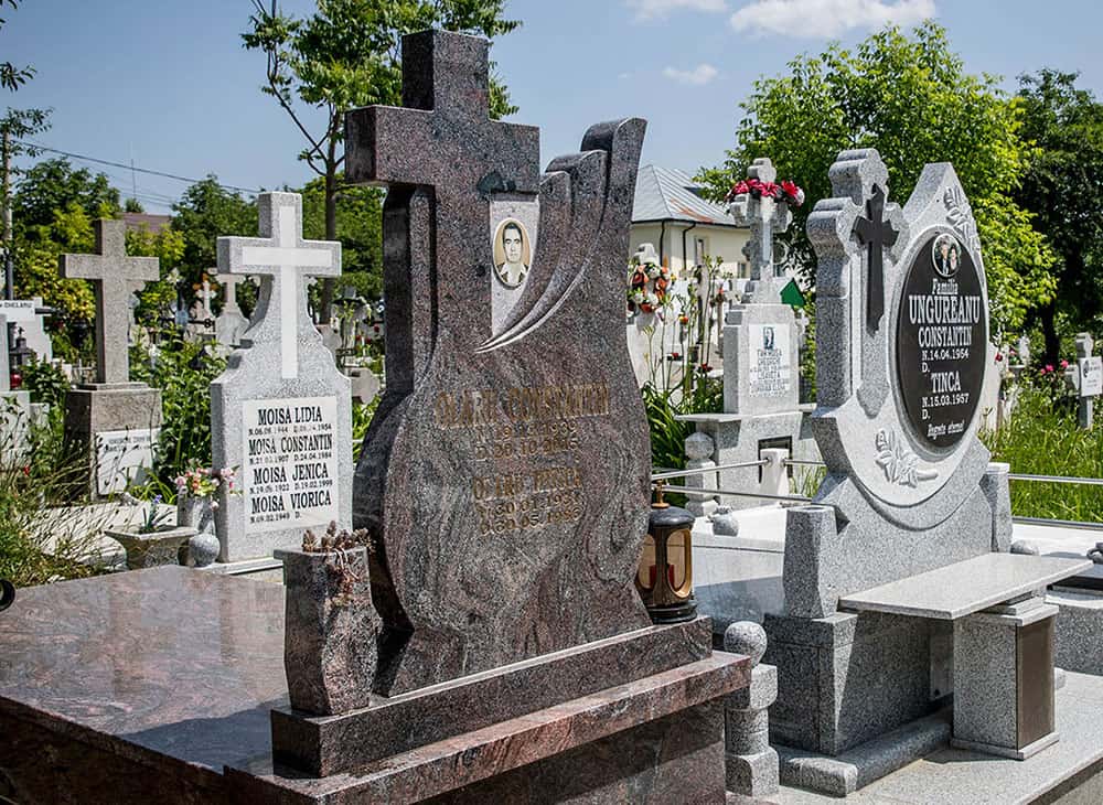Fotoceramică funerară