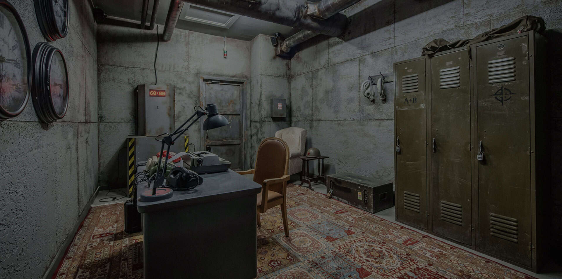 Bunker escape room in Gävle at Fox in a Box, Cold War mission with nuclear countdown puzzles
