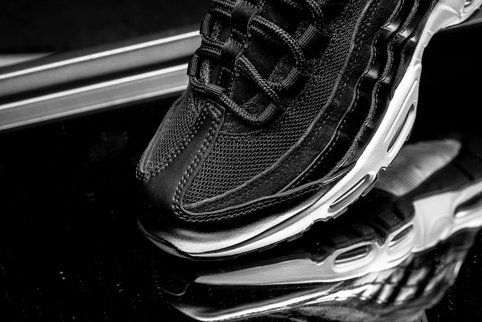 nike air max 95 rebel skulls