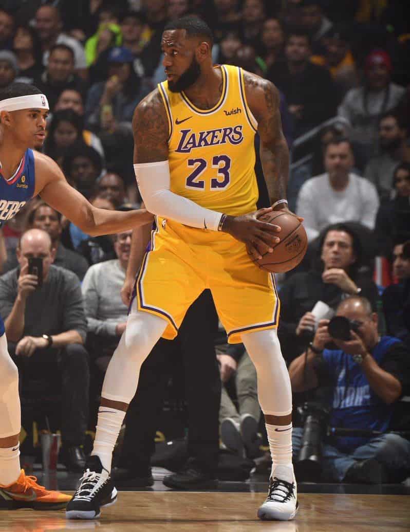 lebron wearing lebron 16