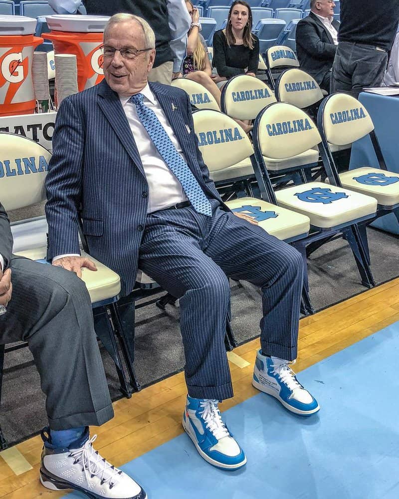 off white jordan 1 unc outfit