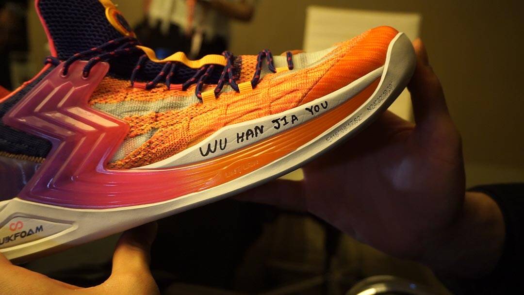 aaron gordon basketball shoes