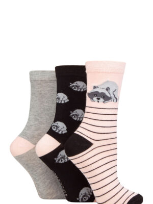 Bamboo Lazy Panda Novelty Socks, Ladies size 4 to 8, Racoon Design