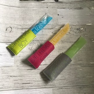 Push Pop Holders with Sayings 4x4 hoop