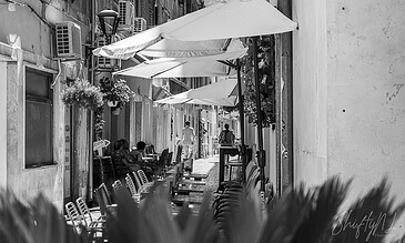 black and white alley in zadar