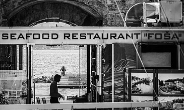 seafood restaurant