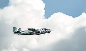 the b 25 flying bulls just amazing