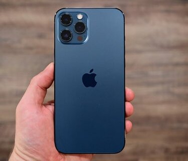 صورة هاتف iPhone 12 Pro Max