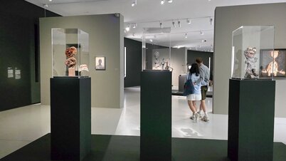 Ausstellung Claire-Obscure & Clouds, Bourse de Commerce, Paris