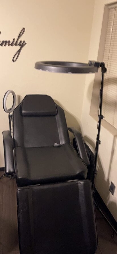Artist hand Tattoo Chair customer review