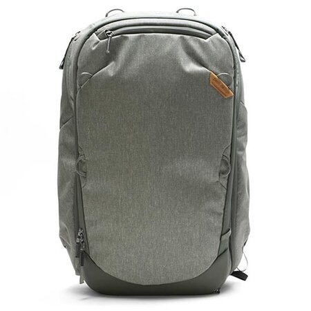 best travel backpack for petite female