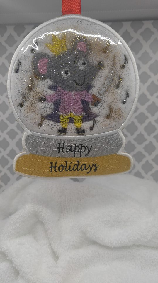 Snow Globe Mouse King