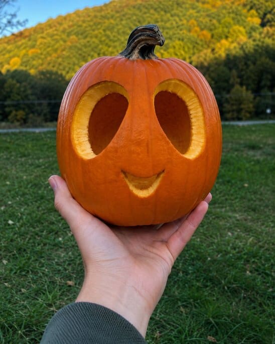 Big-Eyed Smiley Pumpkin