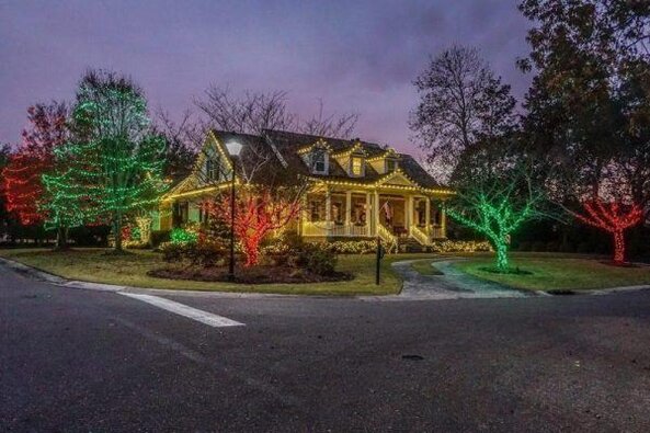 See This Report on Christmas Light Installation