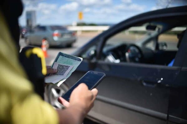 Detran-DF passa a oferecer prova de vida virtual pelo aplicativo; veja como fazer (Imagem: Andre Borges/Agência Brasília)