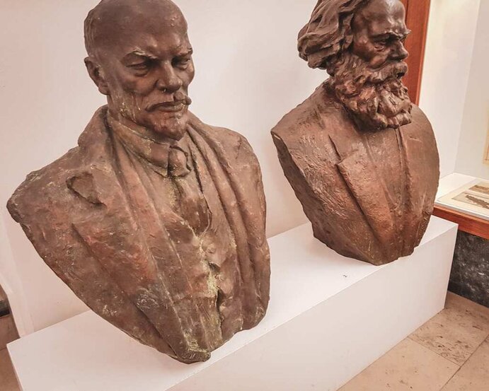 Serbia - Belgrade - House of Flowers and Museum of Yugoslavia Lenin and Marx Statues