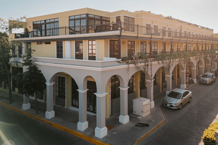 Centrally Located Condo Mazatlán