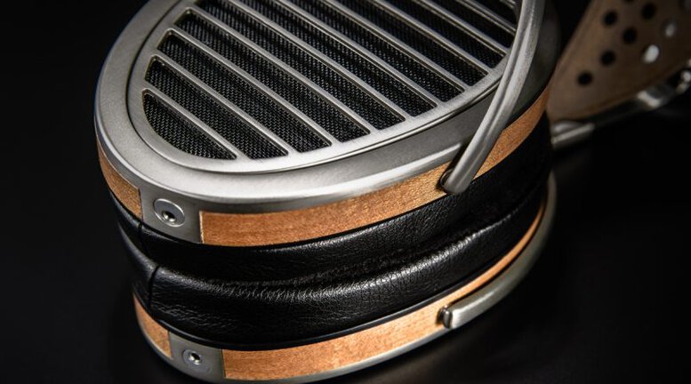 earphonia.com Hifiman HE1000 V2 Headphone Review