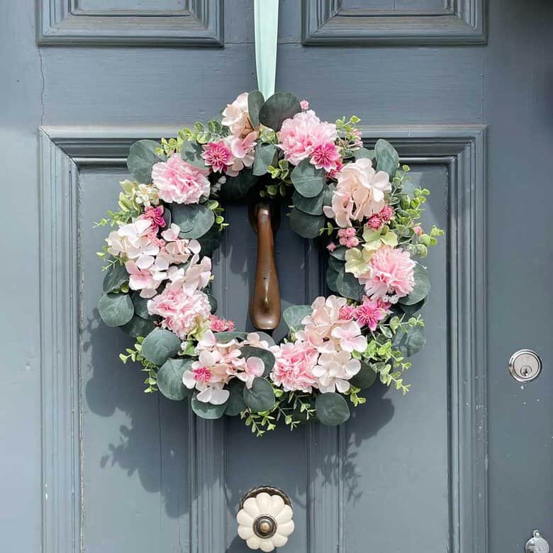 How to make a DIY summer wreath