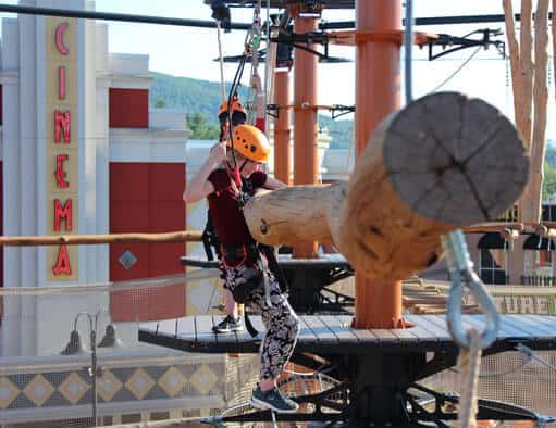 Paula Deen S Lumberjack Feud Show And Adventure Park Smoky Mountains Coupons