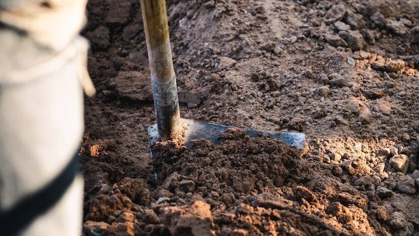 Shovel digging in dirt | How Accurate Is Ground-Penetrating Radar at Finding Graves? | US Radar