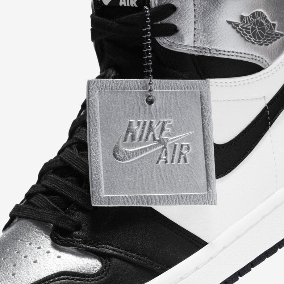 Air Jordan 1 High OG WMNS “Silver Toe”