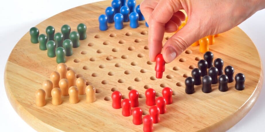 How To Play Chinese Checkers Rules Instructions Bar Games 101 How To Play Chinese Checkers Rules Instructions Bar Games 101