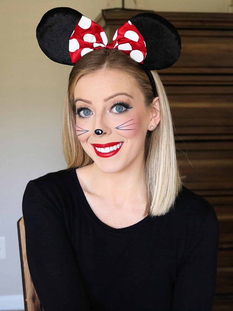 minnie mouse dressing up
