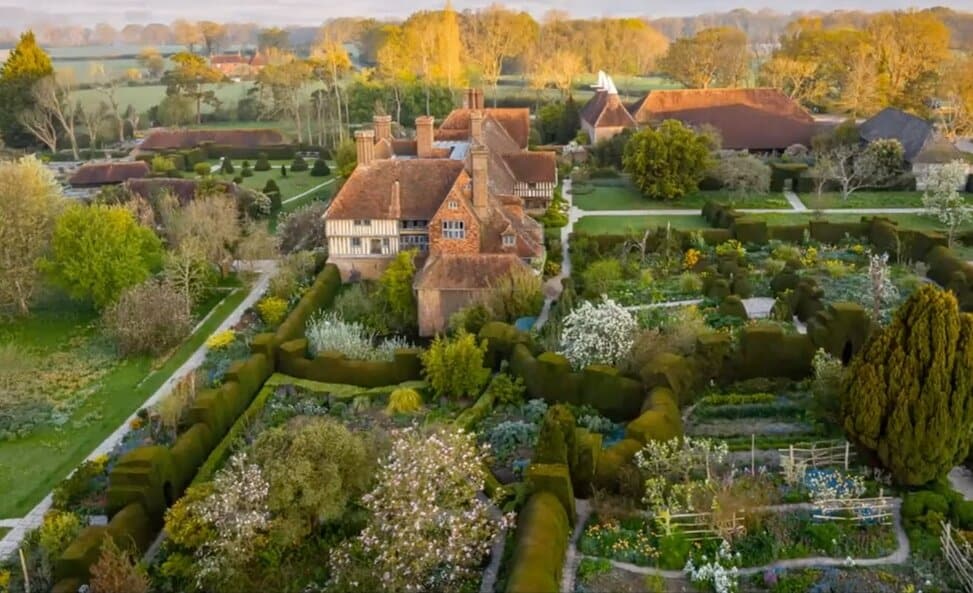 Great Dixter Gardens England: A Floral Wonderland Awaits