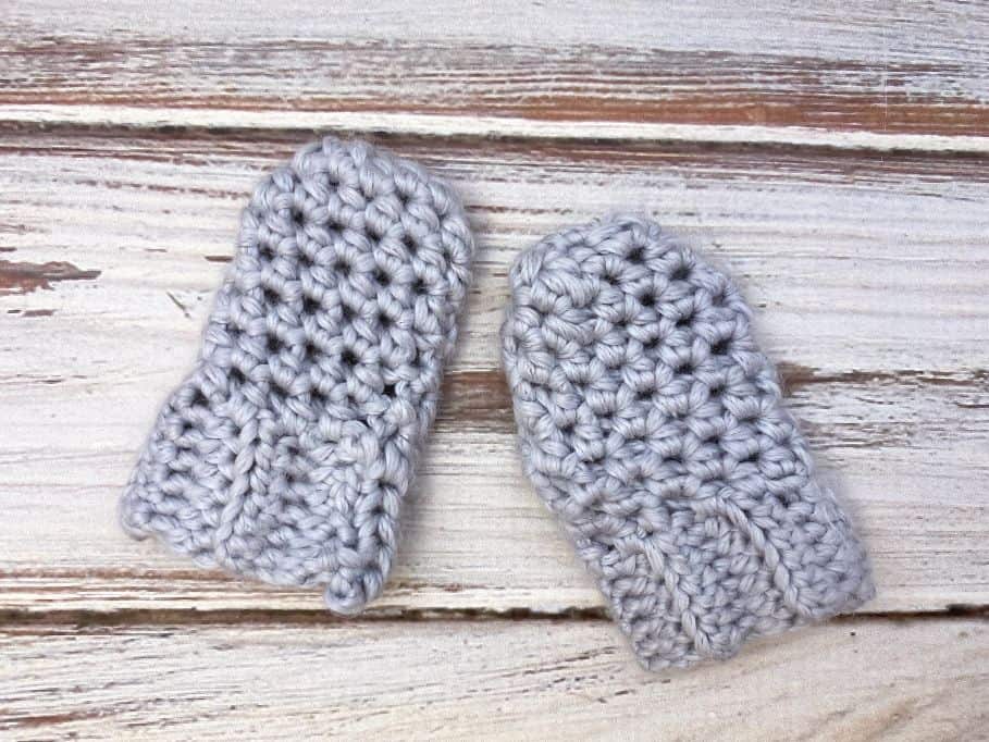 Simple Crochet Baby Mitts Love Life Yarn