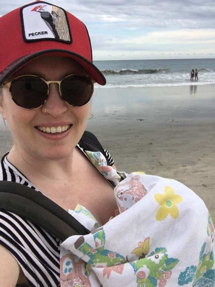 baby carrier that allows breastfeeding