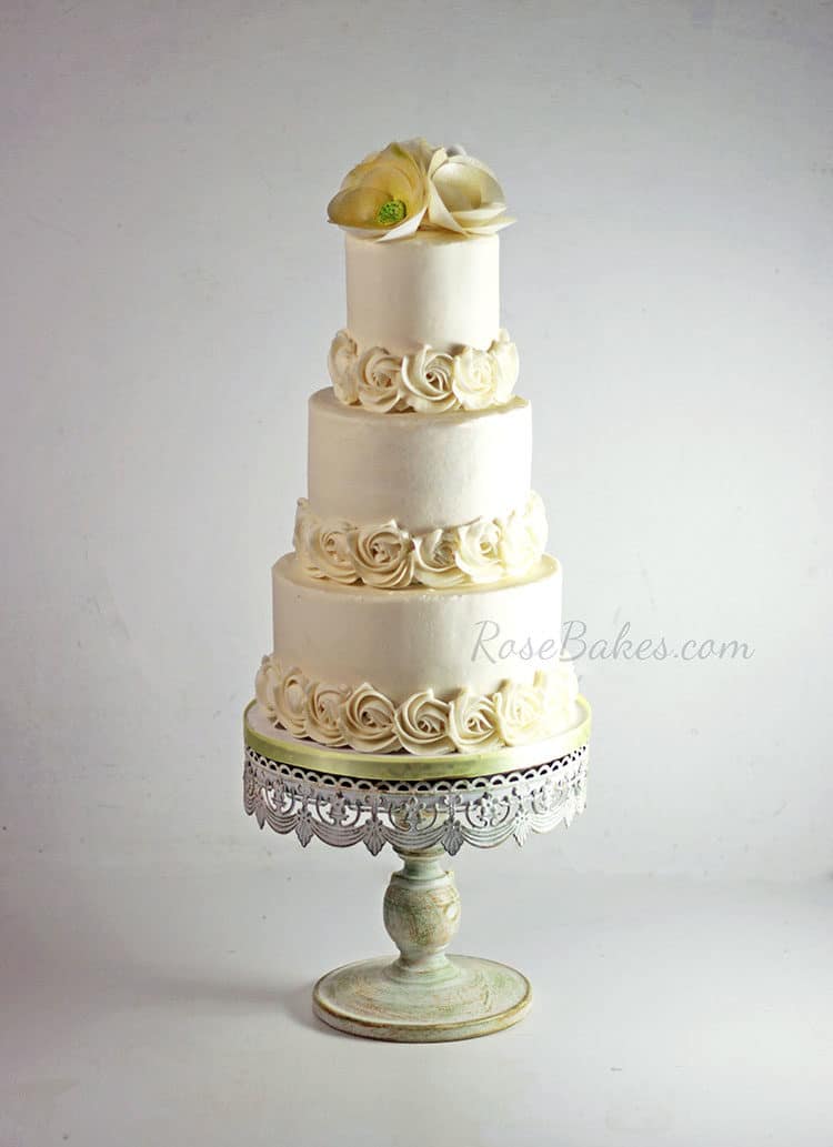 A Tiny Wedding Cake A Gorgeous Cake Stand Rose Bakes