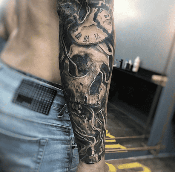 Top 35 Memento Mori Tattoo Designs Of 21