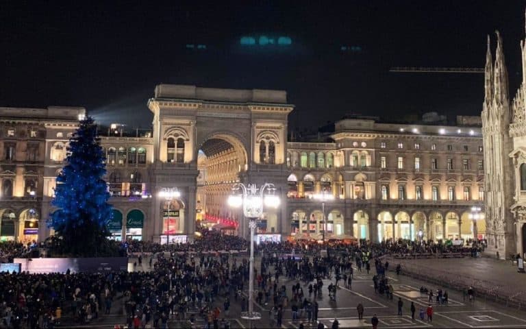 Albero Di Natale In Piazza Duomo Milano 2019 Quanto Costa Milano Notizie