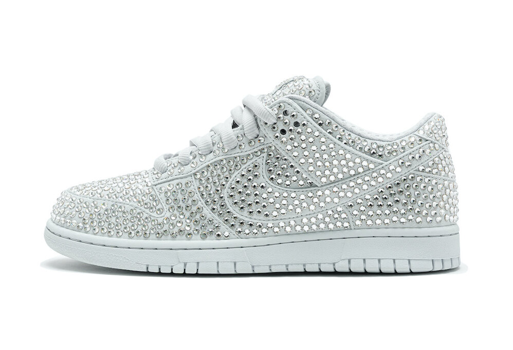 nike dunk low pure platinum