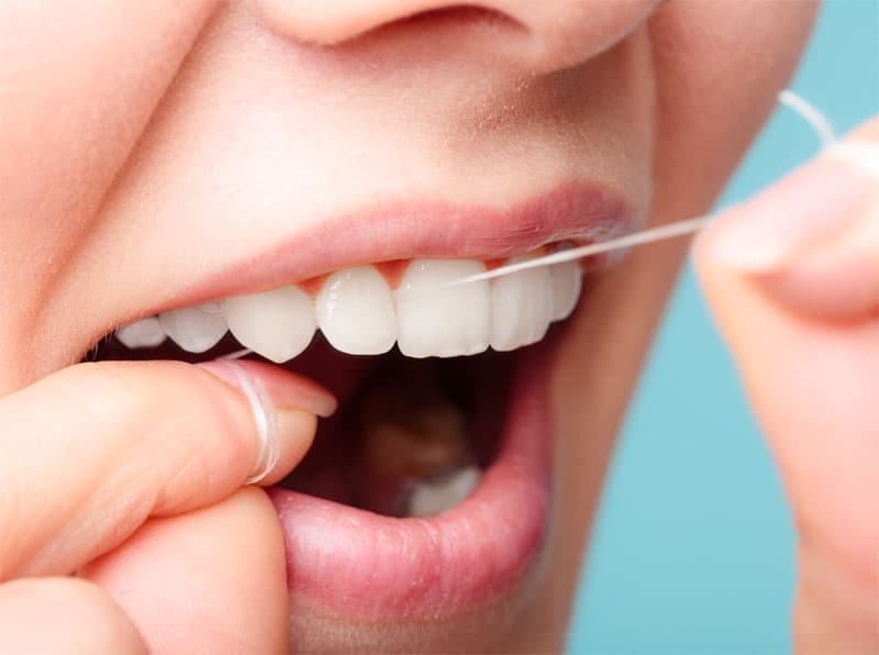 why-you-should-floss-strip2