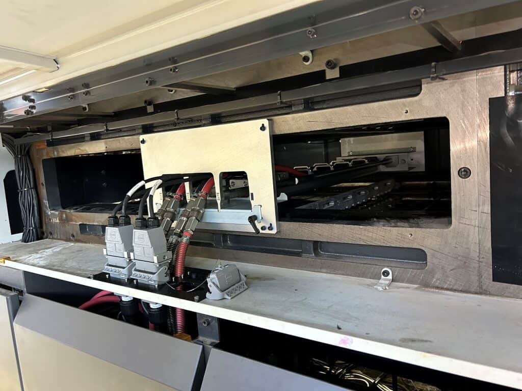 A Remata adaptou a tecnologia LeoLED à sua impressora Komori GL37 de 5 cores.