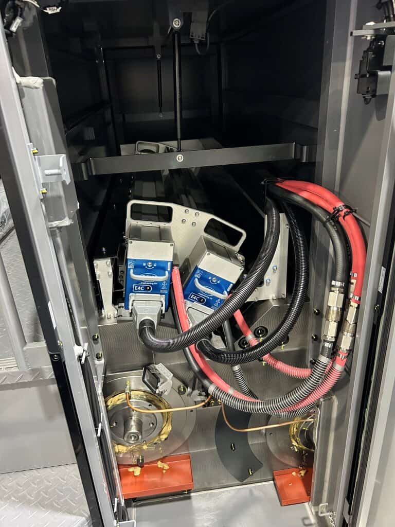 Este cliente espanhol comprou uma combinação de E4C e LeoLED para sua série RMGT 10.