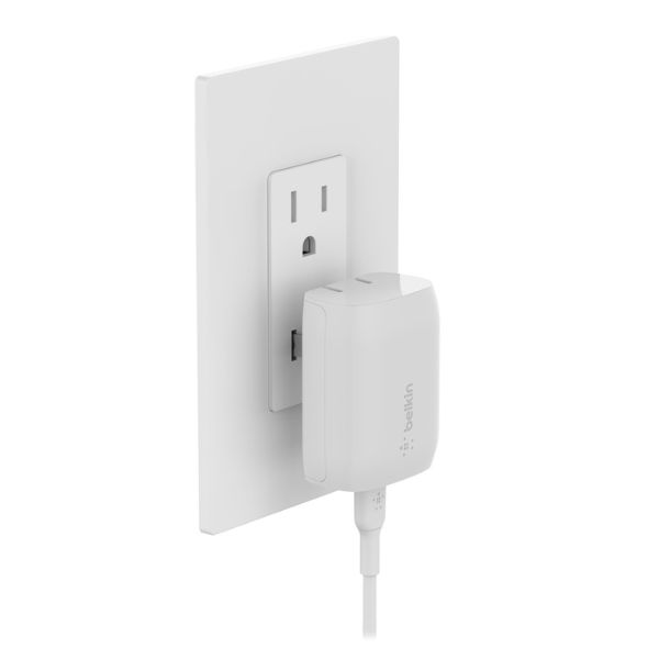 Cargador de pared Belkin USB-C de 20 W + Cable USB-C con conector Lightning, WCA006DQ1MWH-B5