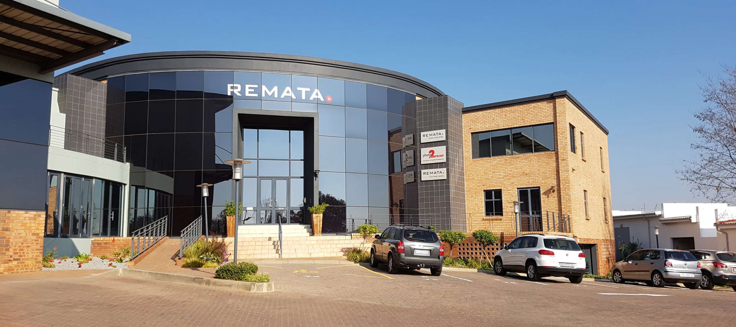 Basée à Midrand, Remata Print & Communication est en activité depuis 1970 et possède une longue histoire d'innovation.