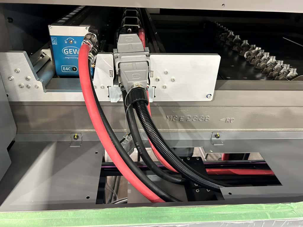 Este cliente español compró una combinación de E4C y LeoLED para su serie RMGT 10.