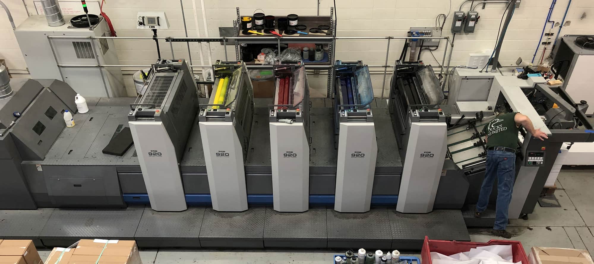 Prensa Ryobi con LED UV