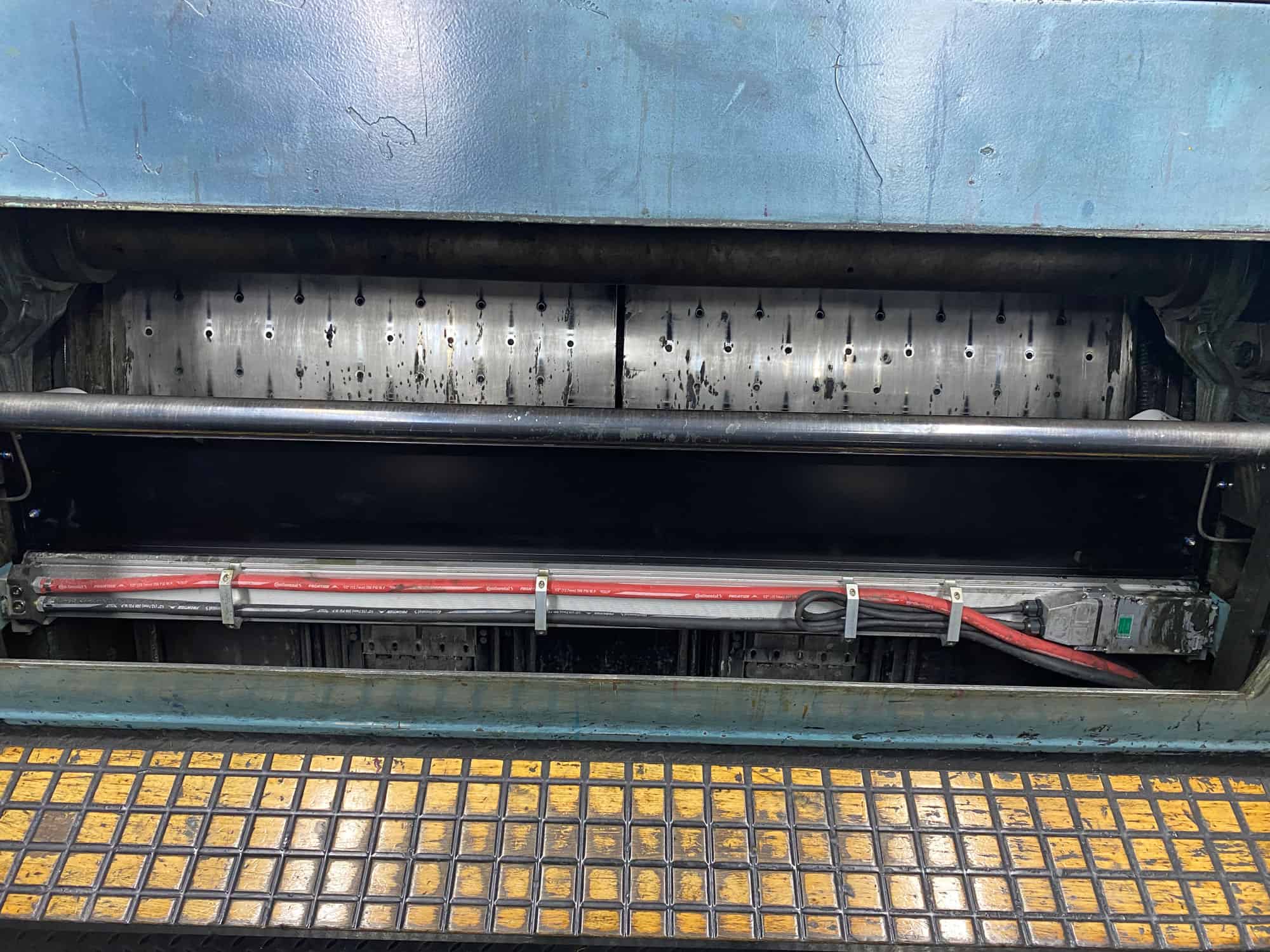 Dieser US-amerikanische Kunde installierte LeoLED auf seinem Manroland 800.