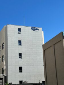 Hanshin hat seinen Sitz in Seoul, Korea. Das Unternehmen wurde 1981 von Sang UK, Lee gegründet.