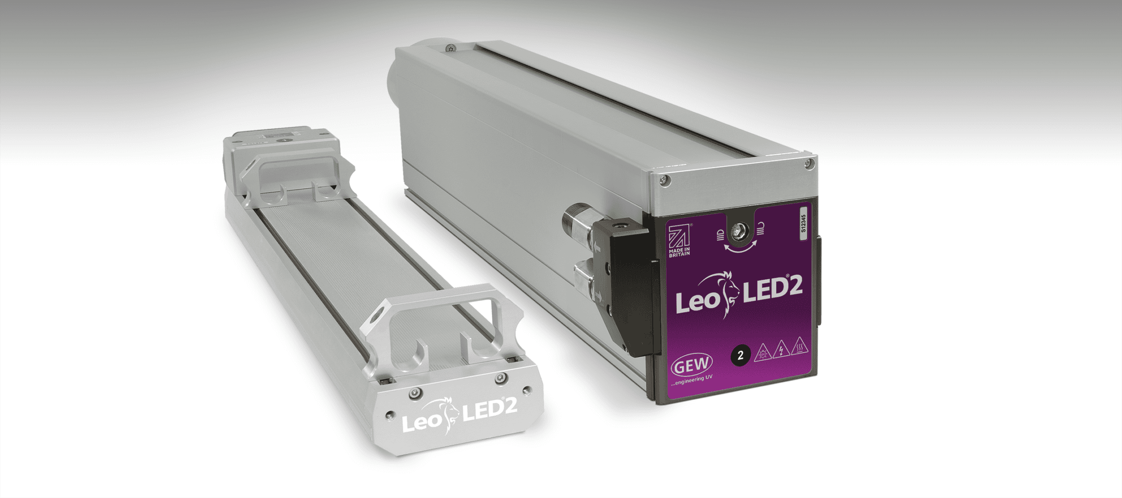 LeoLED2 ist GEWs wassergekühltes UV-LED-Aushärtungssystem der nächsten Generation mit einer UV-Bestrahlungsstärke von bis zu 44 W/cm² und wurde für die anspruchsvollsten Anwendungen entwickelt.