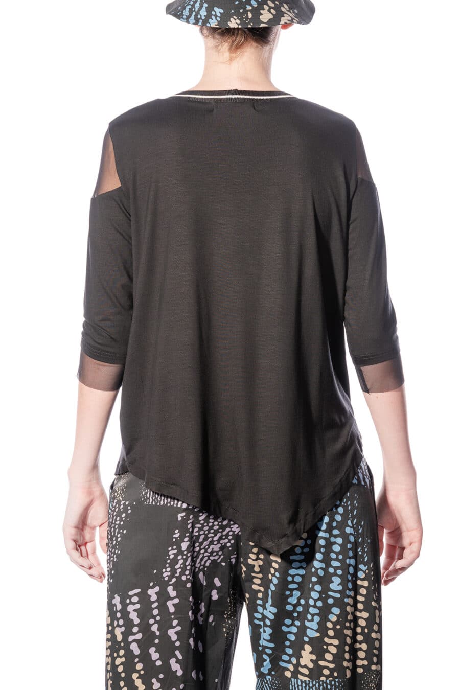 Shirt with accentuated neckline - Image 2