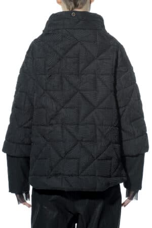 A-line jacket with detachable sleeves 2