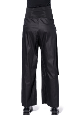 Trousers with wrap element 2