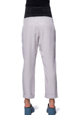 Straight-cut trousers with turn-up cuff 2