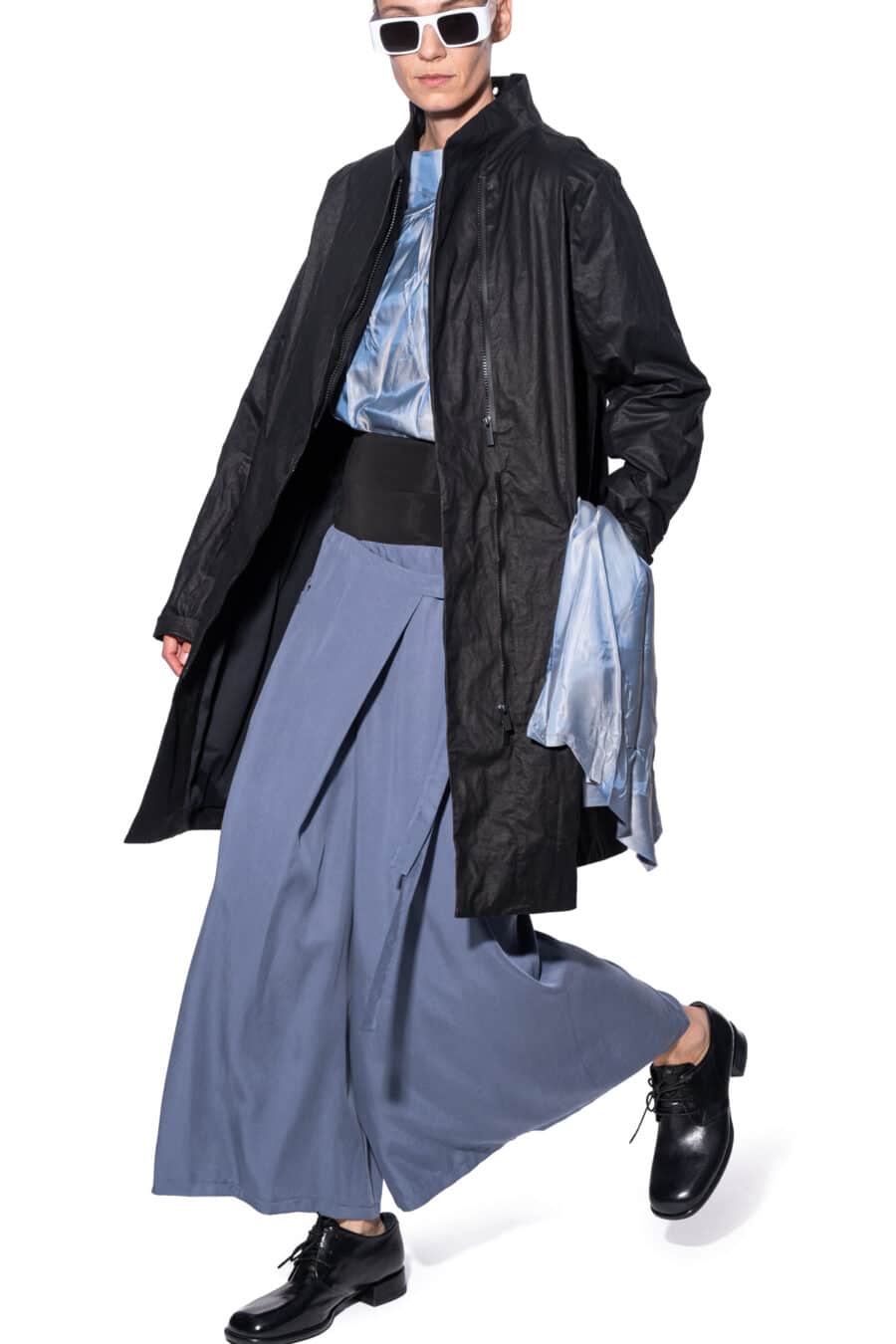 coat with asymmetrical front 3